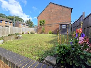 Photo 1- click for photo gallery